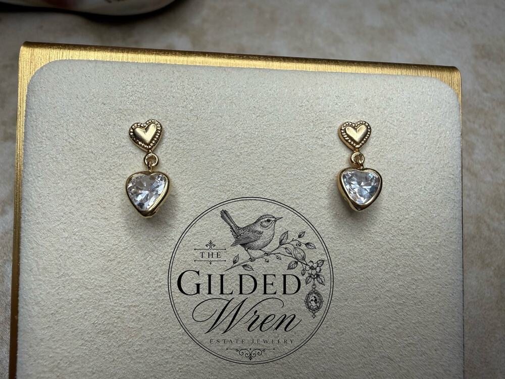 14K Gold CZ Heart Dangle Earrings Romantic Bezel Set Pierced .95g Vintage